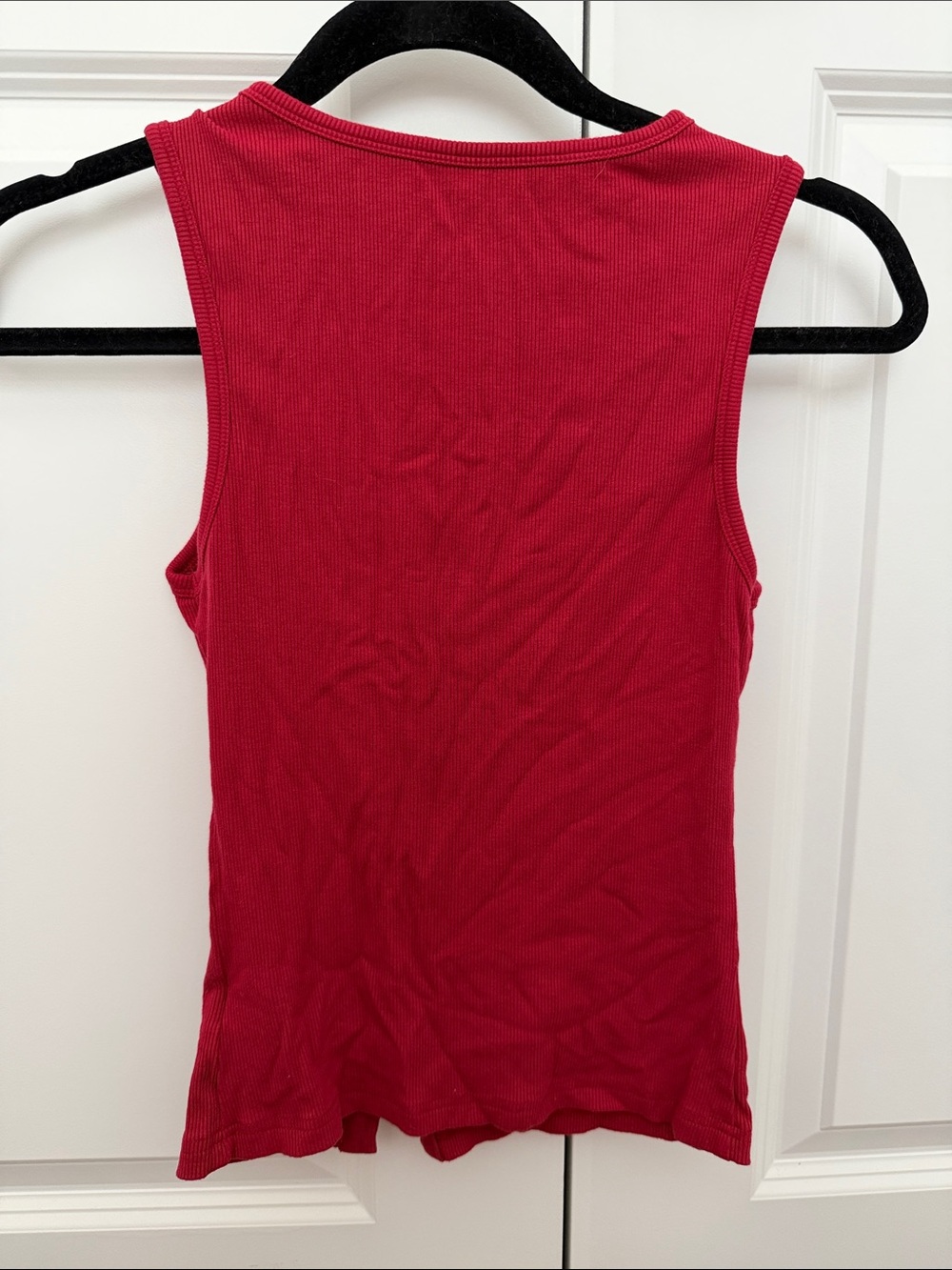 Burgundy Ribbed Asymmetric Button Down Ribbed Tank Top - Picture 3 of 4